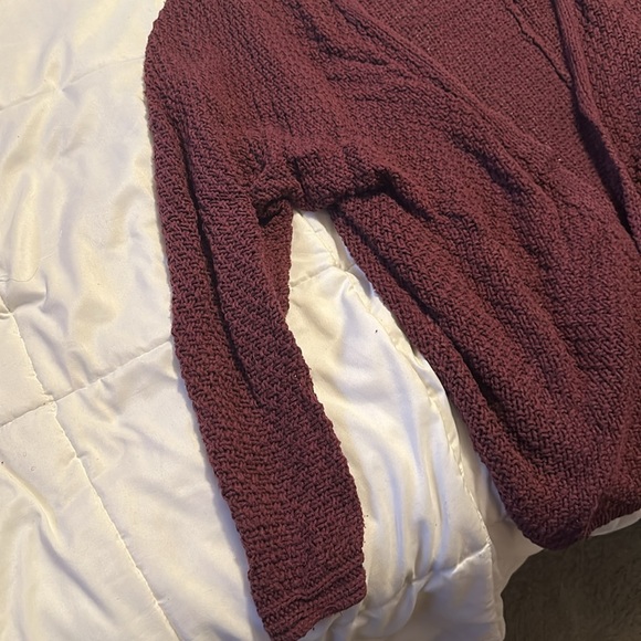 maroon cardigan - Picture 2 of 2